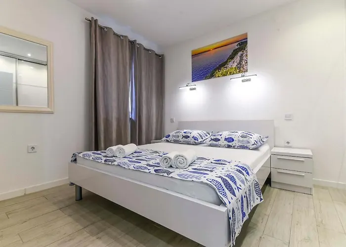 Beach Makarska Apartment Apartman Makarska