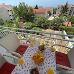 דירה Beach Makarska Apartment מאקרסקה