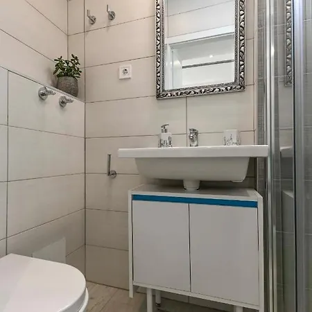Beach Makarska Apartment Apartman *